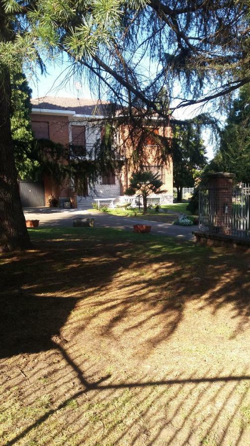 Villa Paulette Bassignana Exteriör bild