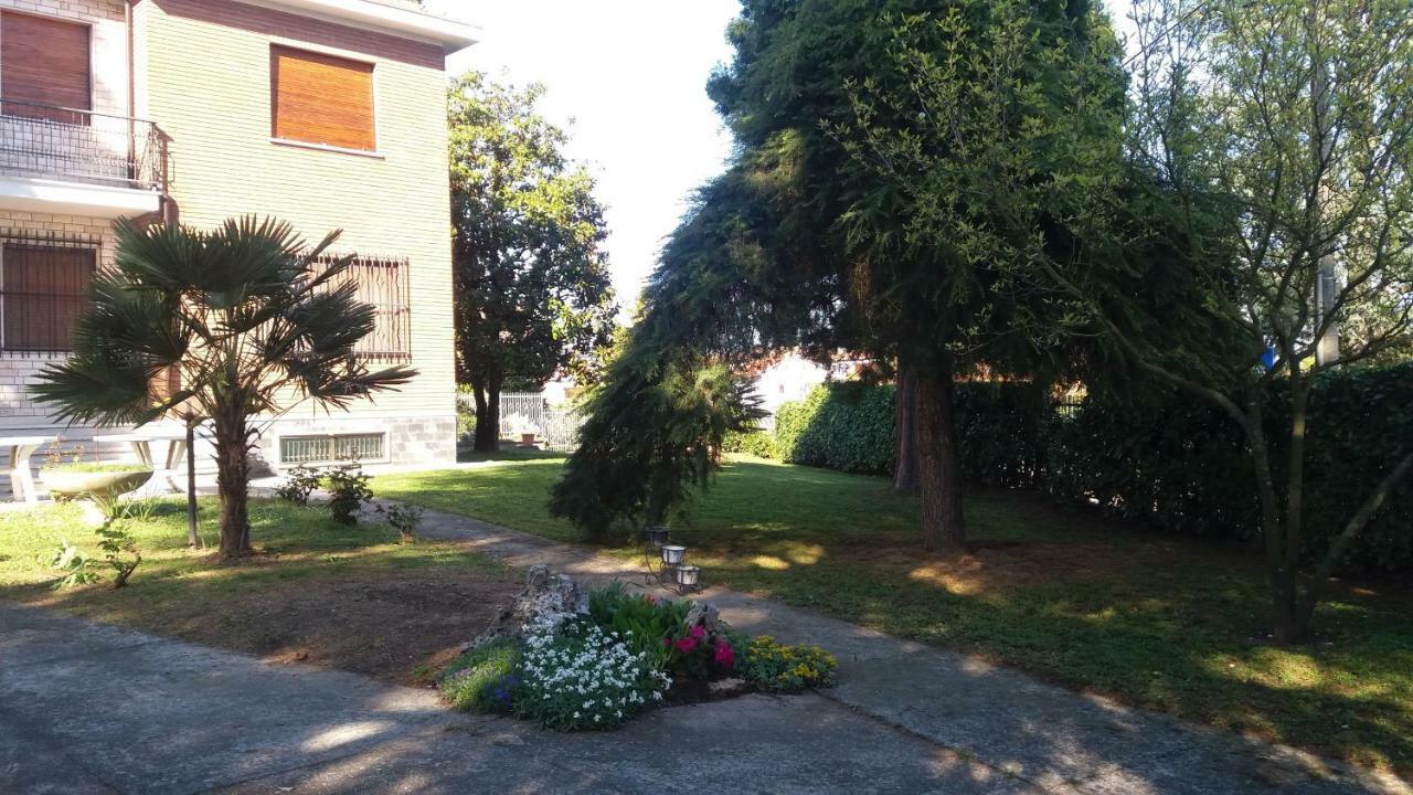 Villa Paulette Bassignana Exteriör bild